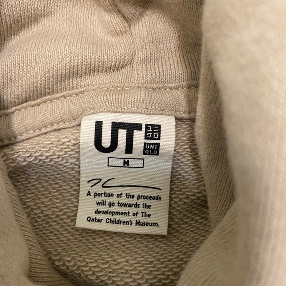 Jeff Koons x Uniqlo Seated Ballerina Tan Hoodie Size M - Picture 4 of 9